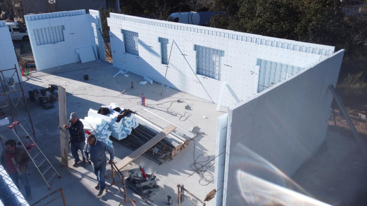 Casa Simples, Moderna e Acessível  Concroc