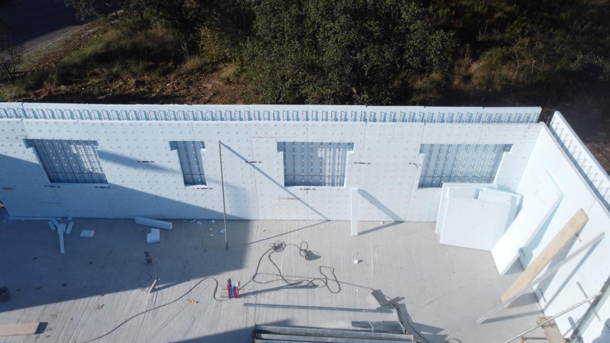 Casa Simples, Moderna e Acessível  Concroc